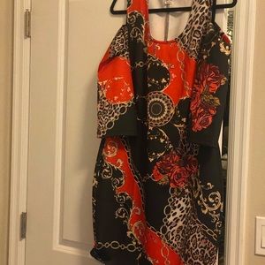 Open shoulder, 3/4 sleeves, very soft material